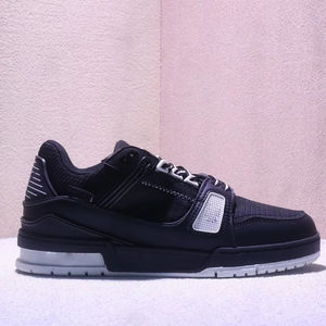 High-quality designer fashionable men's and women's sports shoes. Lvs casual and luxurious running men's shoes. - Product Image 1