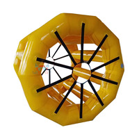 Roue aquatique gonflable flottante commerciale prête à l'emploi, taille humaine, pour jeux aquatiques extérieurs