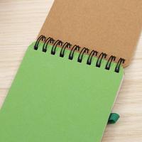 Carnet de notes promotionnel à spirale avec couverture en silicone et stylo, papier kraft