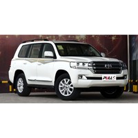 Le kit carrosserie pour Toyota Land Cruiser 200 2008-2015 mise à niveau vers le modèle 2016-2018 comprend pare-chocs avant et arrière avec calandre et phare