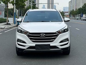 <span class=keywords><strong>2015</strong></span> 2016 2017 Venta al por mayor de coches usados en China <span class=keywords><strong>Hyundai</strong></span> <span class=keywords><strong>Tucson</strong></span> L1.5t GLX Elite con transmisión automática, volante a la izquierda - Product Image 3