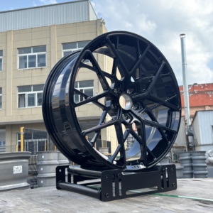 Cerchi Auto Forgiati Personalizzati da 18-26 Pollici a Razze Multiple 5x112 5x114.3 Nero Lucido per Auto Passeggeri G80 A4L A5 M4 M5 <span class=keywords><strong>S4</strong></span> S5 - Product Image 5