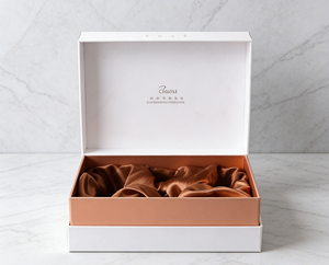 Caja de regalo blanca y naranja con diseño de cielo y tierra, forro de satén, hecha de cartón grueso, simple y lujosa, ideal para regalos de alta gama. - Product Image 2