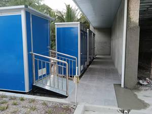 Bagno Portatile Accessibile <span class=keywords><strong>per</strong></span> <span class=keywords><strong>Disabili</strong></span>, <span class=keywords><strong>Toilette</strong></span> Mobile con Pannelli Sandwich e Corrimano di Sicurezza <span class=keywords><strong>per</strong></span> Parchi - Product Image 4