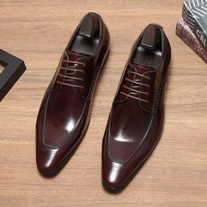 2024 Autumn New Style British Style Pointed-Toe Men's Leather Shoes with Glossy Laces Waterproof Rubber Outsole for Formal Wear - Product Image 2