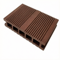 Planche de terrasse WPC à trous carrés creux, double rainurage antidérapant, composite bois-plastique PE pour patio, jardin, parc, allée