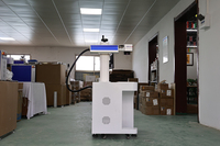 Machine de marquage laser à fibre MOPA pour le marquage artistique couleur sur l'acier inoxydable