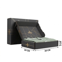 Boîte d'expédition en carton ondulé de luxe avec logo personnalisé, noir et or, géométrique, pour l'emballage de vêtements (chemises)