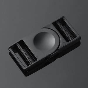 Hebilla de Liberación Lateral de Aleación Q333 30 para Bolsos, Accesorio de Ferretería Duradero - Product Image 1