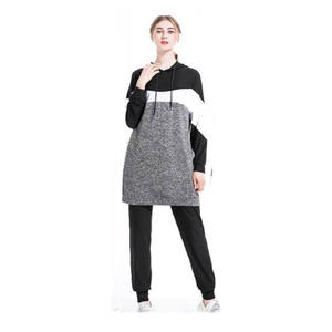 Ensemble de survêtement de sport/Gym pour femmes islamiques, modeste, à capuche, vêtements de sport musulmans pour le <span class=keywords><strong>jogging</strong></span>, la course à pied, vêtements de sport pour dames, OEM aussi - Product Image 4