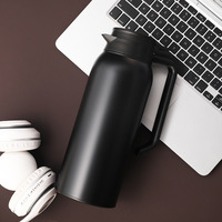 Termo de Acero Inoxidable de 1.5L, Doble Pared Aislada, para Café y Agua, Mantiene Bebidas Calientes o Frías, Blanco y Negro, 1.5L