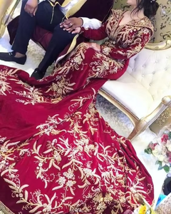 ATIYA LIBAS Robe caftan avec longue traînée Belle broderie lourde Zardozi Acétate Matériel Longueur de plancher pour la fête de mariage - Product Image 5