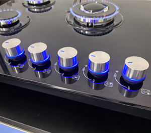 Grandi Elettrodomestici da Cucina Piano Cottura a Gas da Incasso a 5 Fuochi in Vetro con Manopola in Metallo e Luce a LED - Product Image 2