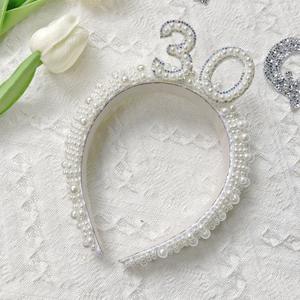 ที่คาดผมงานแต่งงานประดับมุกและคริสตัล มงกุฎเจ้าสาวแบบทางเลือกสำหรับงานฉลองครบรอบ ของขวัญสำหรับถ่ายรูป - Product Image 3