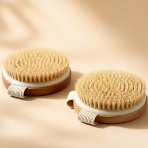 Spazzole da Bagno e Doccia in Setole di Cinghiale, Esfolianti per <span class=keywords><strong>Cellulite</strong></span> e Noduli, Massaggiatore con Manico in Legno - Product Image 2