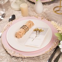 Assiettes de chargeur en plastique à bord rond à volants avec bordure dorée pour dîner, décoration de Table de mariage