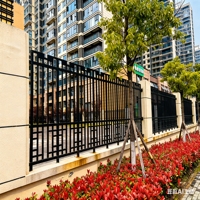 Mur de clôture soudé, garde-corps thermolaqué, balustrade, design moderne, antirouille et facile à installer.