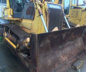 Bulldozer Usado Original D65EX-15 en Venta, Económico, con Motor Cummins, Tipo Oruga, Capacidad de Empuje de 3.9m, Original de Japón - Product Image 2