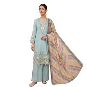 Pour cette saison des mariages, portez notre magnifique ensemble haut brodé de sequins, pantalon palazzo et dupatta – réversible, infroissable et extensible. - Product Image 1