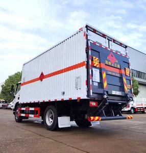 Camionnette FOTON <span class=keywords><strong>4X4</strong></span> 4X2 de 5 à 15 tonnes pour le transport de marchandises dangereuses, véhicules de transport de produits inflammables et explosifs - Product Image 5