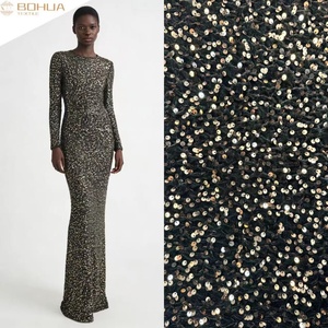 Tissu de luxe en velours brodé de sequins, dentelle réversible, matière pour robe de mariée, 100% polyester extensible et respirant, tricoté - Product Image 1