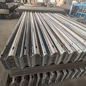 Barreras de Tráfico Corrugadas Tipo W para Carreteras - Product Image 4