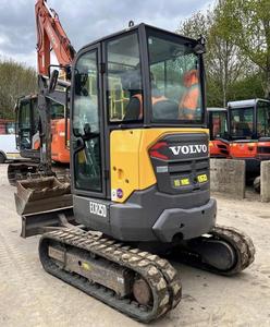Mini-excavatrice Volvo ECR25D d'occasion d'origine suédoise à vendre |   Mini-pelleuse de 2 tonnes pour usage domestique |   Faible nombre d'heures de fonctionnement | Excellent état - Product Image 4
