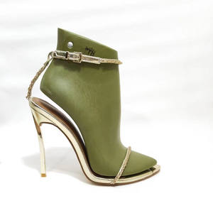 Sandali da Donna di Design alla Moda con Tacco <span class=keywords><strong>a</strong></span> <span class=keywords><strong>Spillo</strong></span>, Catena Metallica, Punta Aperta e Cinturino alla Caviglia - Product Image 6