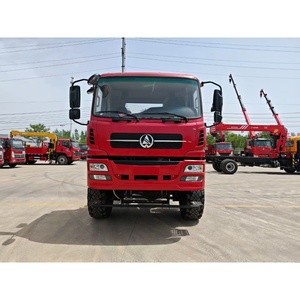 Camión Chasis Todoterreno HOWO 6x6 Directo de Fábrica <span class=keywords><strong>con</strong></span> Grúa <span class=keywords><strong>Forestal</strong></span> de 3 Toneladas M100L-74 y Garra para Madera para Manipulación de Leña, Motor y Bomba de Engranajes - Product Image 2