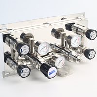 Regulator Pengalih Tekanan Semi Otomatis UHP Silinder Ganda 300 bar Inlet 2-35 bar Outlet N2 O2 Ar H2 He CO2 Propana Argon