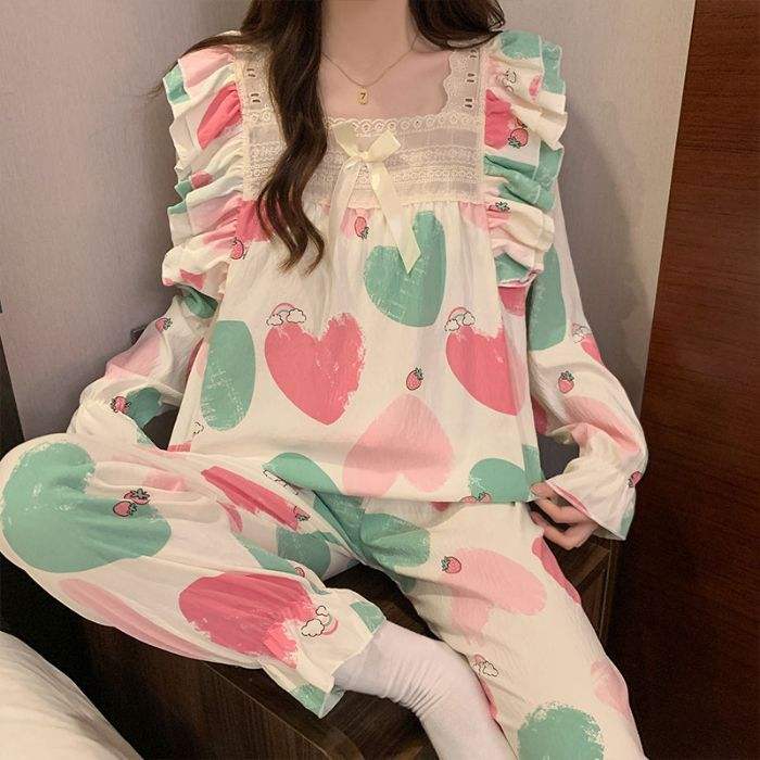 มีสีสัน