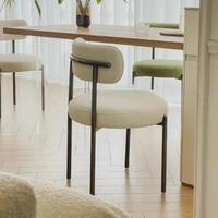Chaise de salle à manger rembourrée de style nordique, pieds en métal noir, tissu en laine de mouton, chaise d'appoint écologique pour la maison, salon