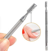 Nouveau Poussoir à Cuticules Tendance Double Embout en Acier Inoxydable pour Peaux Mortes et Nettoyage des Ongles