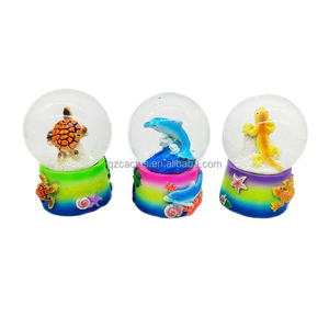 Vente en gros États-Unis <span class=keywords><strong>République</strong></span> <span class=keywords><strong>dominicaine</strong></span> Porto Rico Maldives Aruba Indonésie Portugal Espagne Allemagne Souvenir globe à neige - Product Image 4