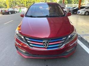 Baojun 310W 1.5L Manuelle Berline Familiale Modèle Confort 2017 Conduite à Gauche Intérieur Sombre Jantes R15 Tissu Faible Kilométrage Prête à l'Exportation - Product Image 2