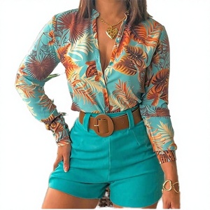 Conjunto de Dos Piezas para Mujer, Verano, Camisa con Estampado Floral y Pantalones Cortos por Encima de la Rodilla con Cinturón, Poliéster/Algodón, Anti-Pilling - Product Image 2