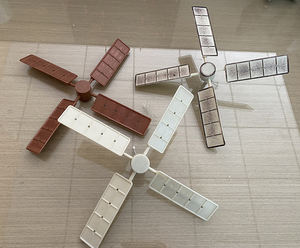 Metall Windmühle Leuchtturm LED Leuchtturm Garten Statue dekorative Solar Licht 3D Vintage Harz Holland Windmühle Ornamente - Product Image 4