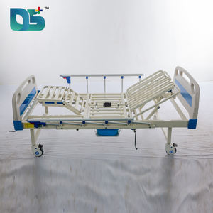 Pabrik grosir murah Manual lima fungsi pagar pembatas perawatan klinik menggunakan rumah sakit medis Bed dengan <span class=keywords><strong>IV</strong></span> tiang & kasur - Product Image 2