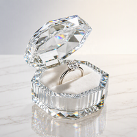 Boîte à bague octogonale en cristal K9 avec intérieur en velours, design prismatique à facettes, pour demande en mariage, anniversaire, souvenir, cadeau pour femme, maison