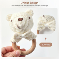 Hochet en bois fait main pour bébé, jouet de dentition animal en crochet avec nœud papillon, jouet sensoriel Montessori doux pour nouveau-né, cadeau de naissance
