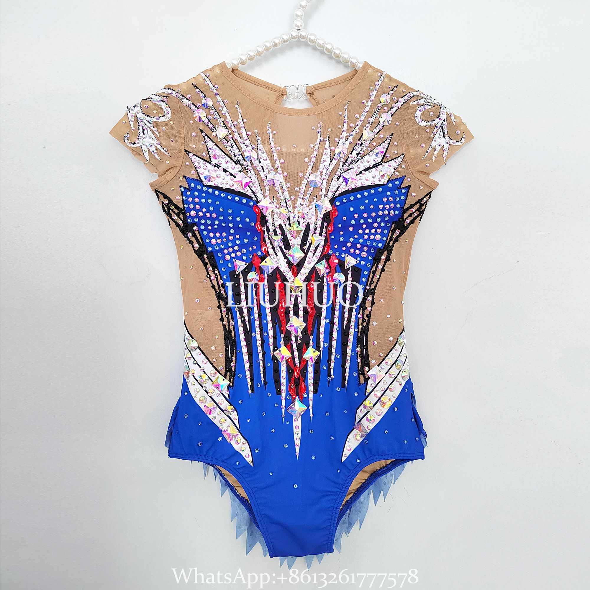 Rasmlarda koz qovoqlari jinsiy aloqa