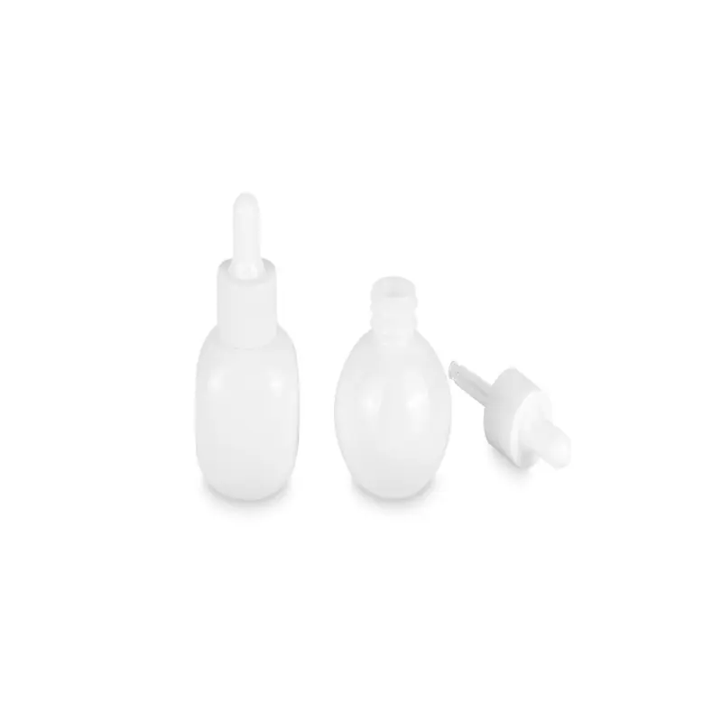 Various styles of white porcelain bottles  the main 30ml  can be used for cosmetics  but also for aromatherapy.