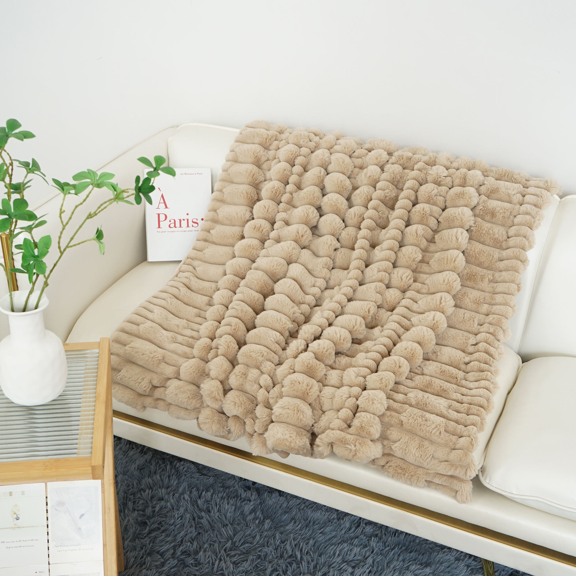 สีน้ำตาล