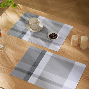 Mantel individual minimalista japonés gris tejido, aislante del calor y antideslizante, para uso en el hogar y hoteles. - Product Image 4
