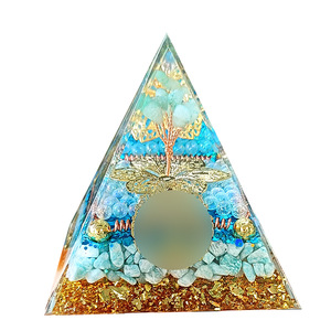 Pyramide en résine époxy avec galets de cristal, 8 cm, décoration d'aquarium, ornement de bureau, arbre en aventurine verte, amazonite - Product Image 5