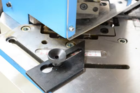 Encocheuse d'angle de coin en métal réglable DDM pour la coupe de tôle