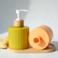 Flacon de lotion en plastique cylindrique de 250 ml en PE, couleur personnalisée, pour shampooing, gel douche, après-shampoing