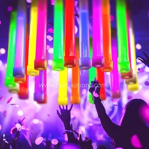 Vente flash : Bâtons lumineux de 4 pouces en vrac, bâtons lumineux d'urgence, bâtons lumineux de survie qui brillent dans le noir pour les fêtes néon, cadeaux lumineux pour les fêtes - Product Image 5