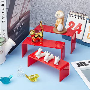 ชั้นจัดแสดงเครื่องประดับ: ชั้นวางค้าปลีกสำหรับงานอีเวนต์ของผู้ขายรูปทรงน้ำหอมไรเซอร์บุฟเฟ่ต์อะคริลิกสุดหรูสีแดง - Product Image 3