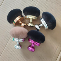 Pinceau à poudre libre surdimensionné à tête champignon en poils synthétiques avec manche en plastique, idéal pour le blush et le gloss à lèvres - Meilleure vente